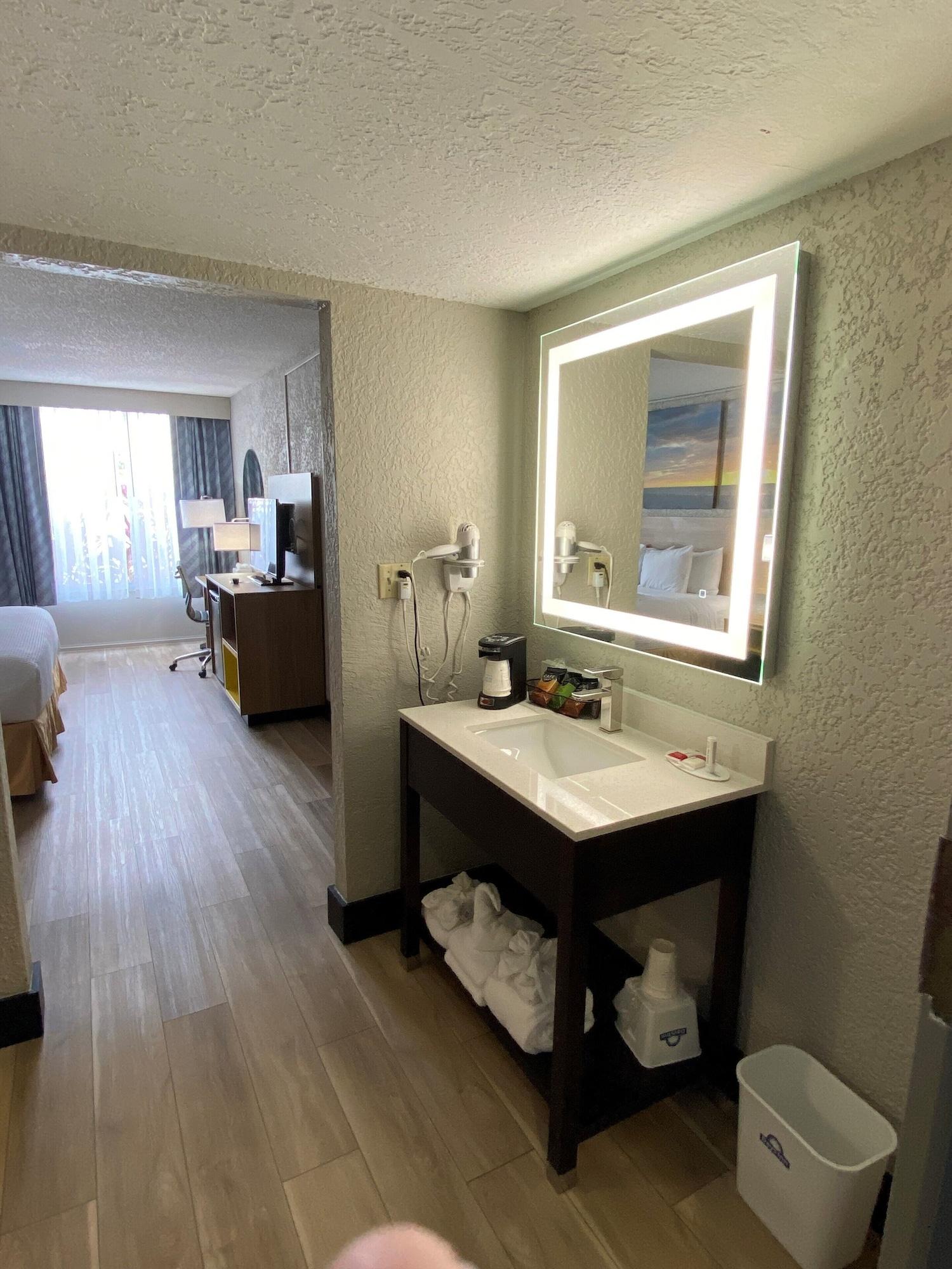 Hotel Days Inn & Suites By Wyndham Fort Pierce Midtown Fort Pierce