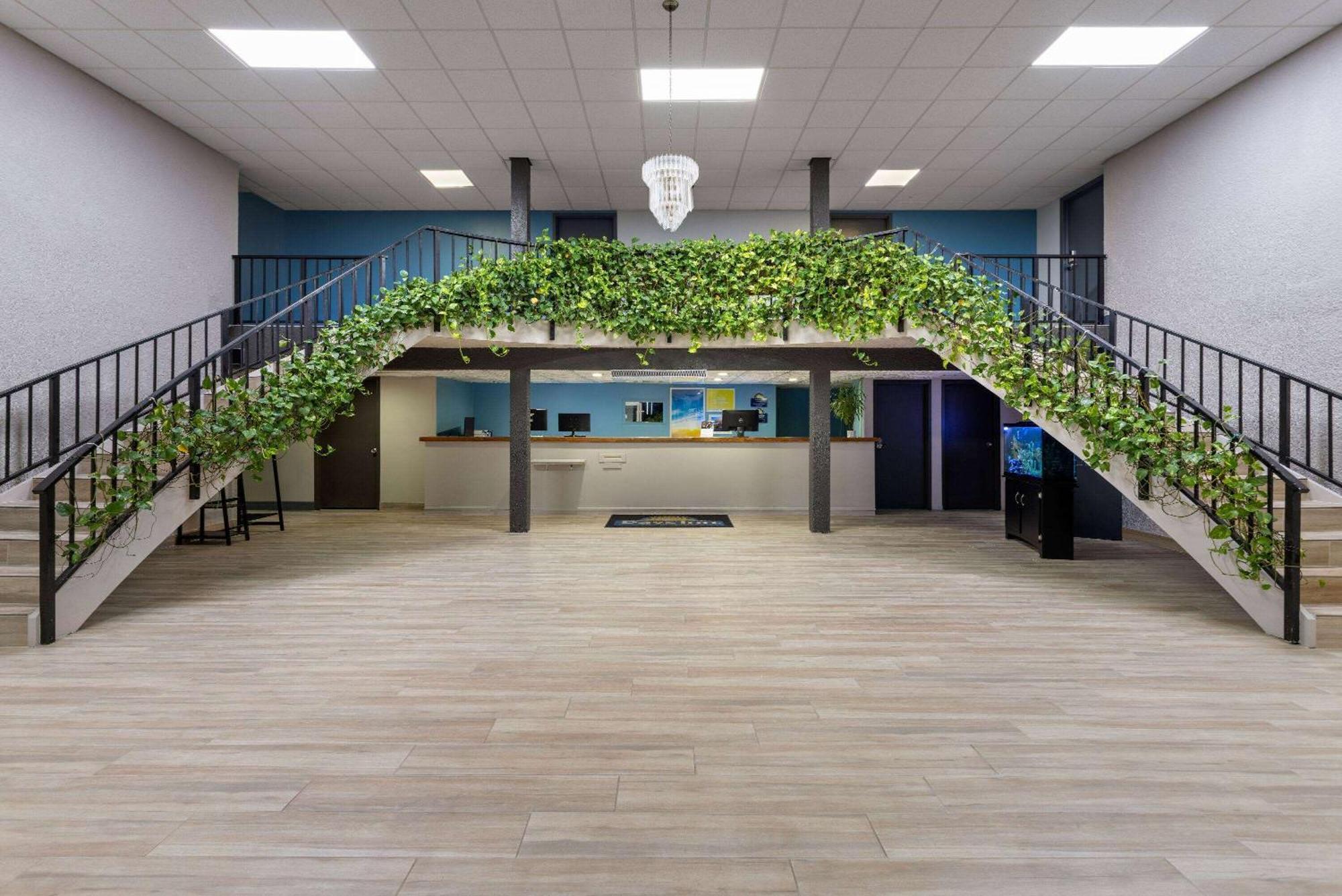 Hotel Days Inn & Suites By Wyndham Fort Pierce Midtown