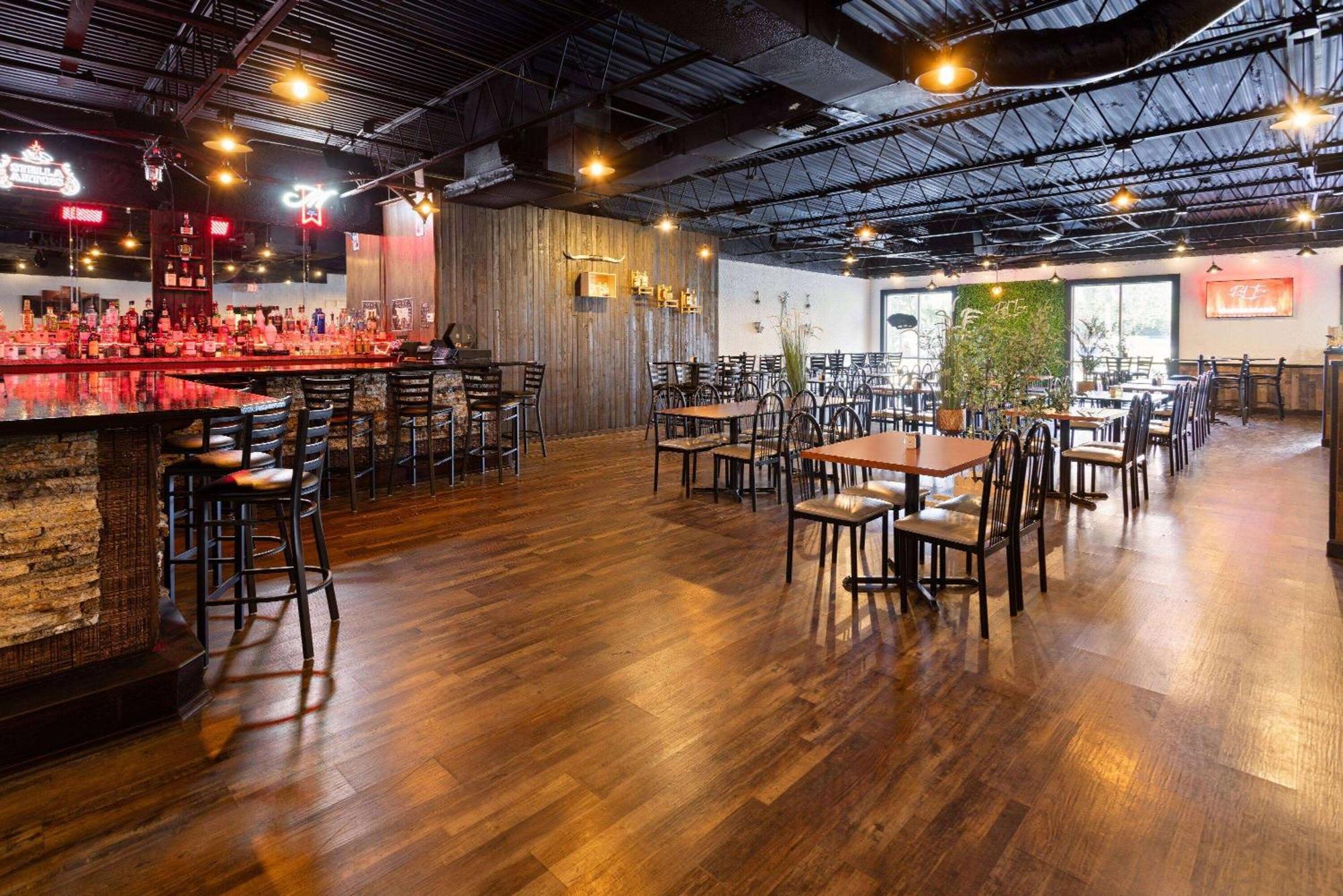 Days Inn & Suites By Wyndham Fort Pierce Midtown Hotel Fort Pierce