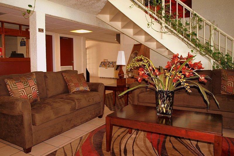 Days Inn & Suites By Wyndham Fort Pierce Midtown 2* Fort Pierce